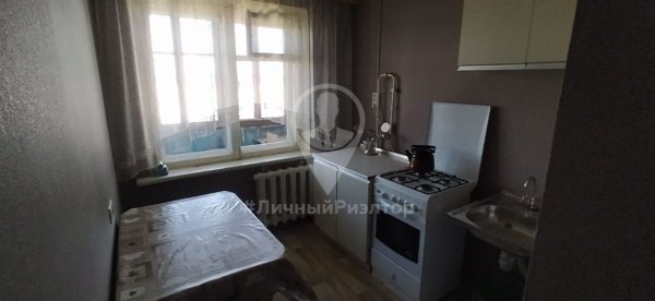 2-к квартира, 5/5 эт., 49м²